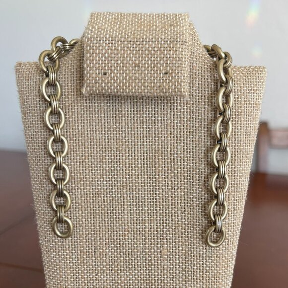 Gardenia Convertible Statement Necklace - Picture 14 of 16